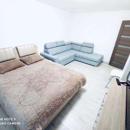 Garsoniera Daniela Lägenhet Tîrgu Ocna Exteriör bild